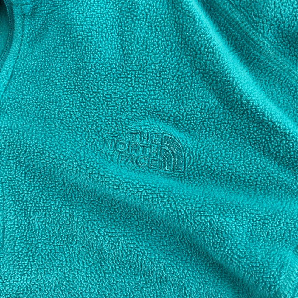 Northface Teal colored pullover - Picture 2 of 3